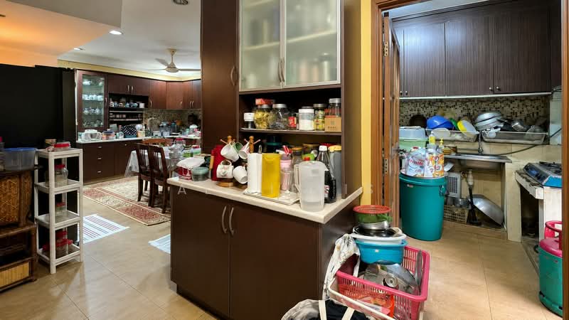 2-storey Terraced House for Sale in Seksyen 6 (Kota Damansara) - Ali Idris - Kitchen - PropertyGuru.com.my
