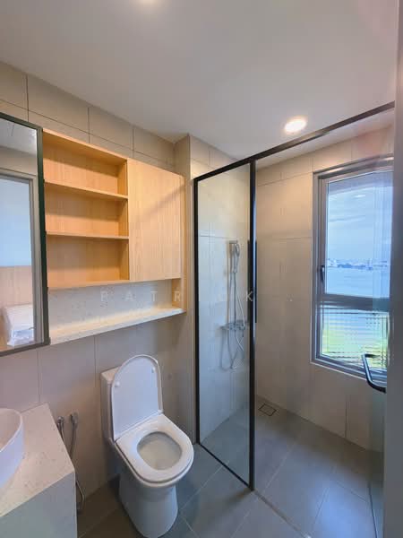 Servis Apartment untuk Disewa di The Meg Serviced Residence - Patrick . - Bathroom - PropertyGuru.com.my