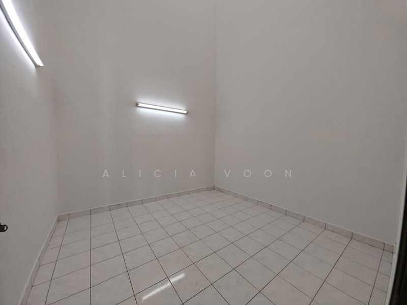 1.5-storey Terraced House for Sale in Taman Molek (Johor Bahru) - Alicia Voon - Interior - PropertyGuru.com.my