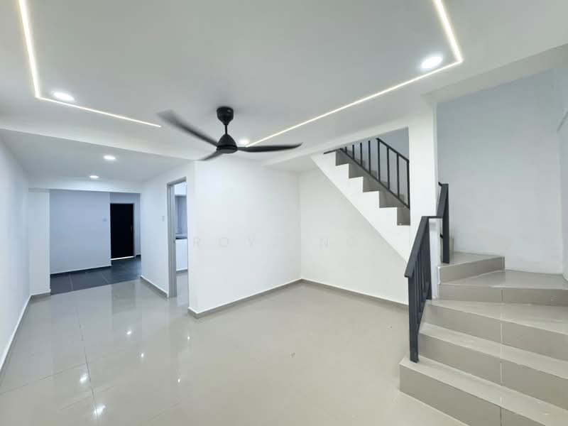 Rumah Teres 2 Tingkat untuk Dijual di Taman Desa Jaya (Johor Bahru) - Royz Ng - Living Room - PropertyGuru.com.my