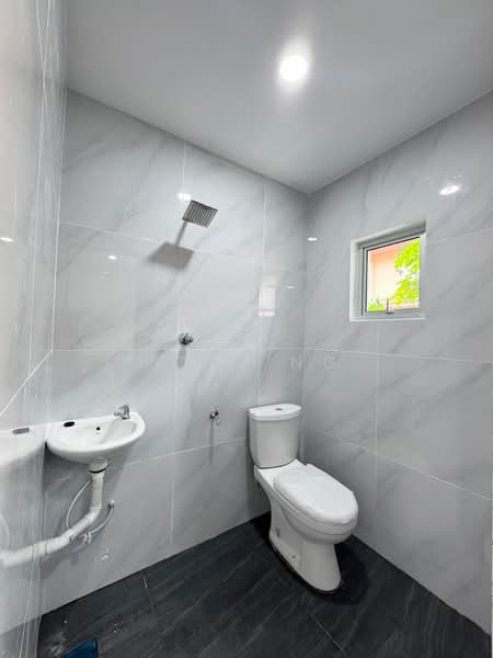 Rumah Teres 2 Tingkat untuk Dijual di Taman Desa Jaya (Johor Bahru) - Royz Ng - Bathroom - PropertyGuru.com.my