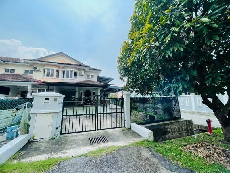 2-storey Terraced House for Sale in Puncak Alam (Selangor) - Hazeman Omar - Exterior - PropertyGuru.com.my