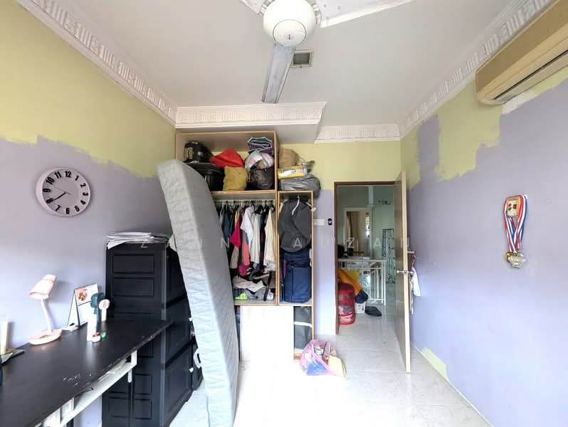 2-storey Terraced House for Sale in Bandar Nusa Rhu (Shah Alam) - Zann Fauzan - Bedroom - PropertyGuru.com.my