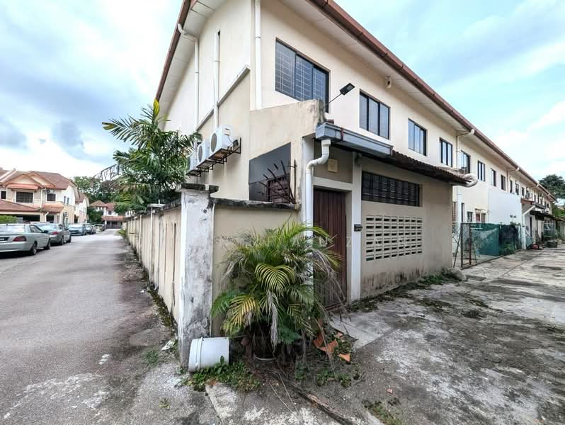 2-storey Terraced House for Sale in Bandar Nusa Rhu (Shah Alam) - Zann Fauzan - Exterior - PropertyGuru.com.my