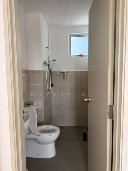 Pangsapuri untuk Disewa di Safira Apartment - OLIVIA OH - Bathroom - PropertyGuru.com.my