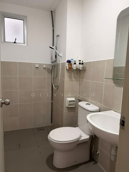 Pangsapuri untuk Disewa di Safira Apartment - OLIVIA OH - Bathroom - PropertyGuru.com.my