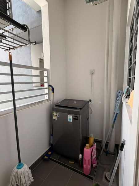 Pangsapuri untuk Disewa di Safira Apartment - OLIVIA OH - Balcony - PropertyGuru.com.my
