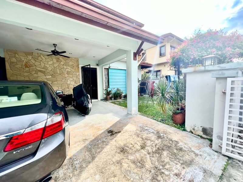 Cluster House for Sale in Seksyen U9 (Shah Alam) - Fahana Rashid - Exterior - PropertyGuru.com.my