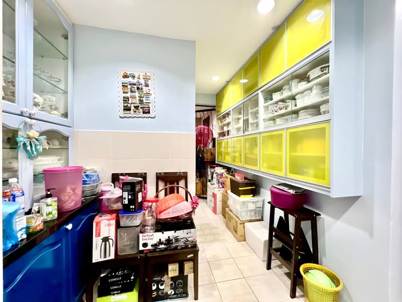Cluster House for Sale in Seksyen U9 (Shah Alam) - Fahana Rashid - Kitchen - PropertyGuru.com.my