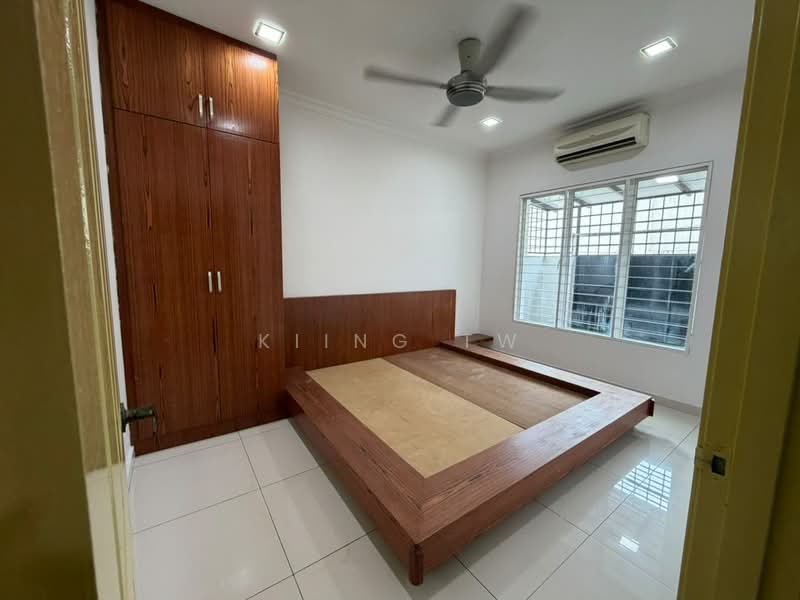 3-storey Terraced House for Sale in Taman Fadason (Kepong) - Kiing TW - Bedroom - PropertyGuru.com.my