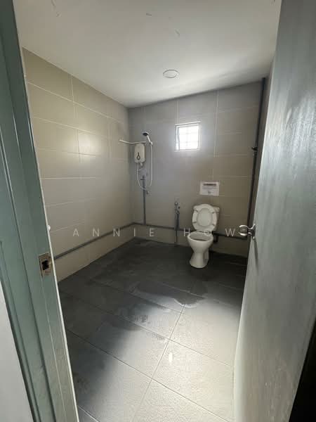 Rumah Banglo untuk Disewa di Setapak (Kuala Lumpur) - Annie How - Bathroom - PropertyGuru.com.my