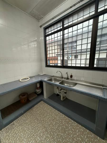 Semi-Detached House for Sale in Perling (Johor) - Albert Liew - Kitchen - PropertyGuru.com.my