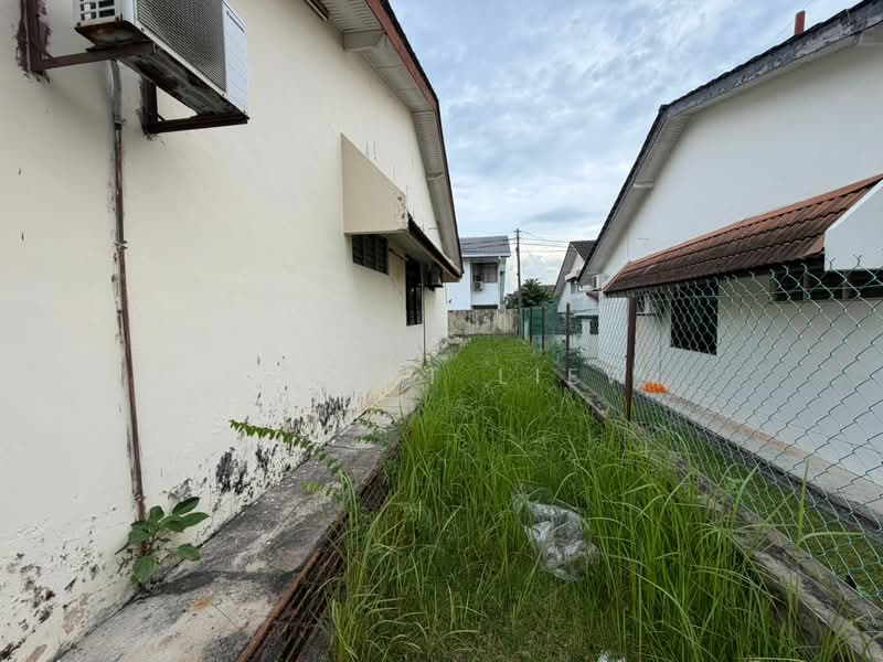 Semi-Detached House for Sale in Perling (Johor) - Albert Liew - Exterior - PropertyGuru.com.my