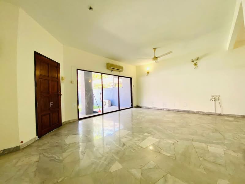 Rumah Teres 2 Tingkat untuk Dijual di Tropicana (Petaling Jaya) - Fahana Rashid - Living Room - PropertyGuru.com.my