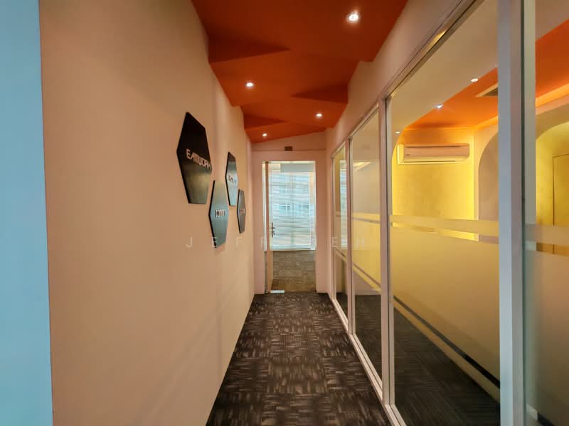 Pejabat untuk Disewa di Bandar Putra Permai (Seri Kembangan) - Jeff Beh - Corridor - PropertyGuru.com.my