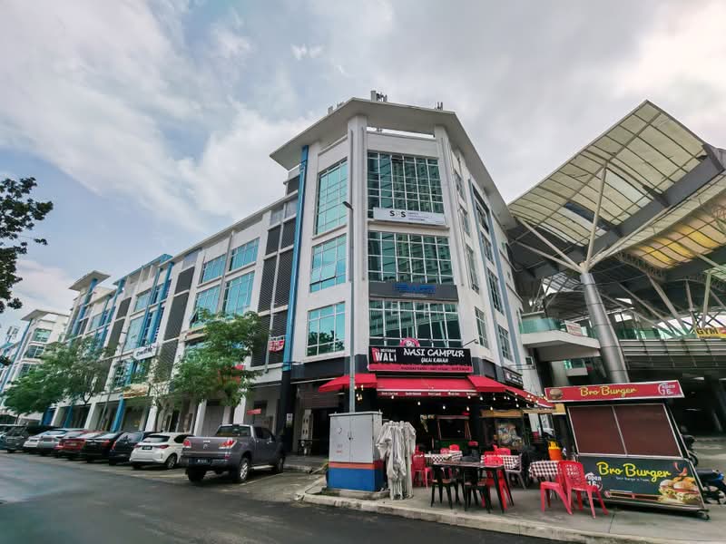 Pejabat untuk Disewa di Bandar Putra Permai (Seri Kembangan) - Jeff Beh - Exterior - PropertyGuru.com.my