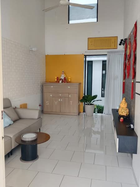 Rumah Teres 1 Tingkat untuk Dijual di Setia Eco Gardens (Gelang Patah) - SY Tan - Living Room - PropertyGuru.com.my