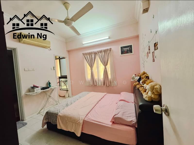 Kondominium untuk Dijual di Taman Desa Relau 2 - Edwin Ng - Bedroom - PropertyGuru.com.my