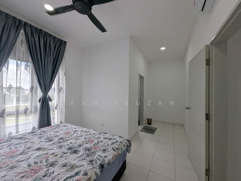 Rumah Teres untuk Dijual di Eco Grandeur (Puncak Alam) - Zann Fauzan - Bedroom - PropertyGuru.com.my