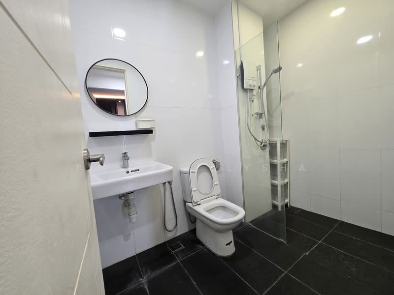 Service Residence for Rent at Reizz Residence - Puteri Ellysha - Bathroom - PropertyGuru.com.my