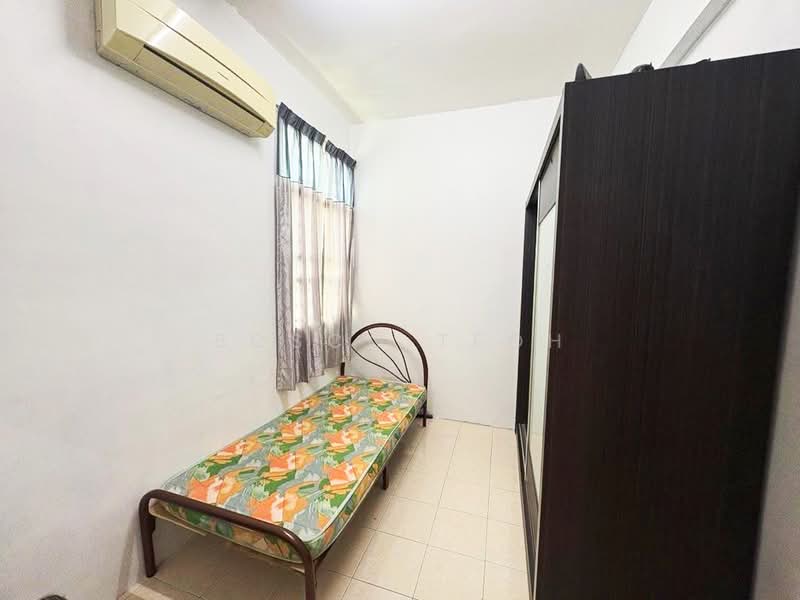 Pangsapuri untuk Disewa di Krystal Suria - Bosco Teoh - Bedroom - PropertyGuru.com.my