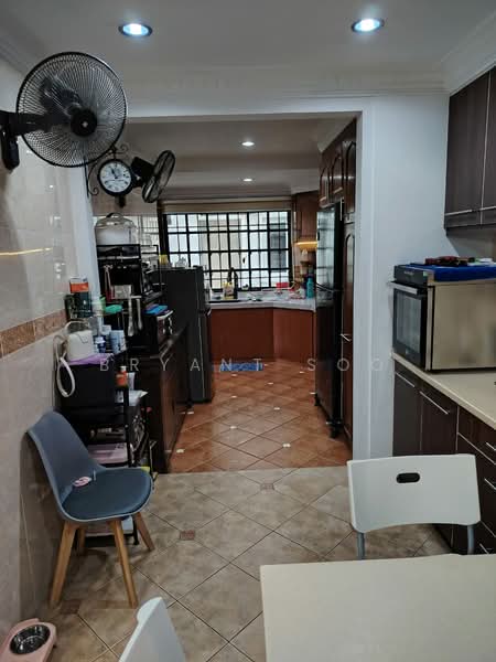 Rumah Teres 2-Tingkat untuk Dijual di Bandar Kinrara (Selangor) - Bryant Soo - Kitchen - PropertyGuru.com.my