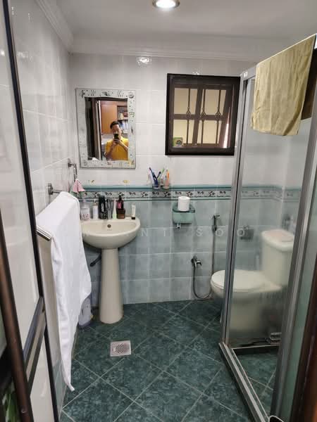 Rumah Teres 2-Tingkat untuk Dijual di Bandar Kinrara (Selangor) - Bryant Soo - Bathroom - PropertyGuru.com.my