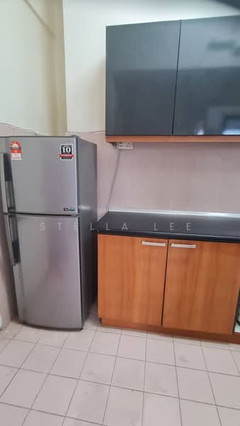 Condominium for Sale at Evergreen Park Acorn & Hazel - Stella Lee - Kitchen - PropertyGuru.com.my