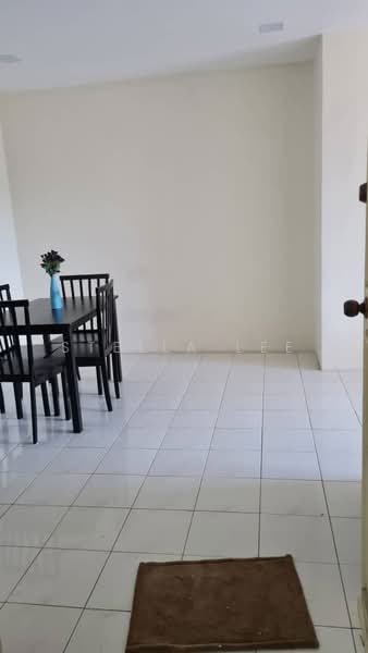 Condominium for Sale at Evergreen Park Acorn & Hazel - Stella Lee - Dining Room - PropertyGuru.com.my