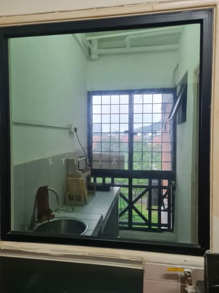 Condominium for Sale at Evergreen Park Acorn & Hazel - Stella Lee - Kitchen - PropertyGuru.com.my