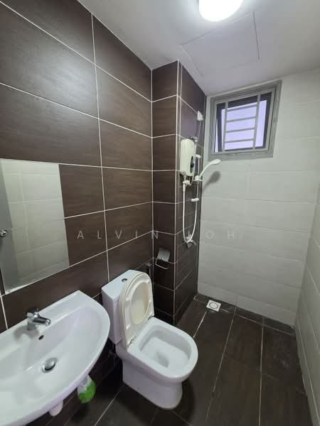 Kondominium untuk Disewa di Green Park Residence - Alvin Loh - Bathroom - PropertyGuru.com.my