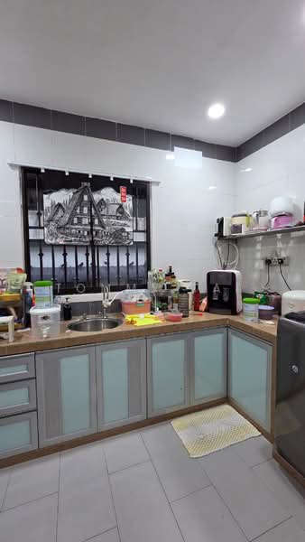 1-storey Terraced House for Sale in Taman Rinting (Masai) - Tommy Tai - Kitchen - PropertyGuru.com.my