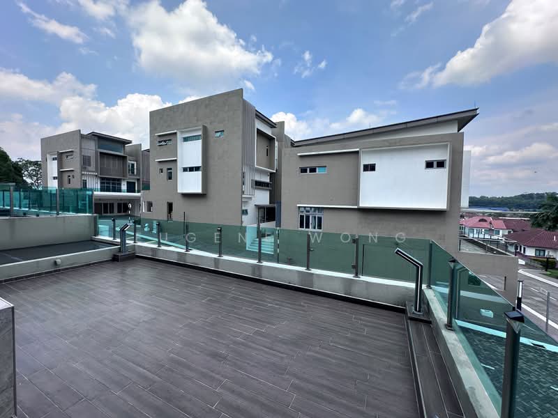 Rumah Teres 3 Tingkat untuk Dijual di Bandar Putra Permai (Seri Kembangan) - Eugene Wong - Exterior - PropertyGuru.com.my