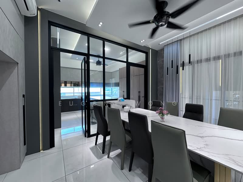 Rumah Teres 3 Tingkat untuk Dijual di Bandar Putra Permai (Seri Kembangan) - Eugene Wong - Dining Room - PropertyGuru.com.my