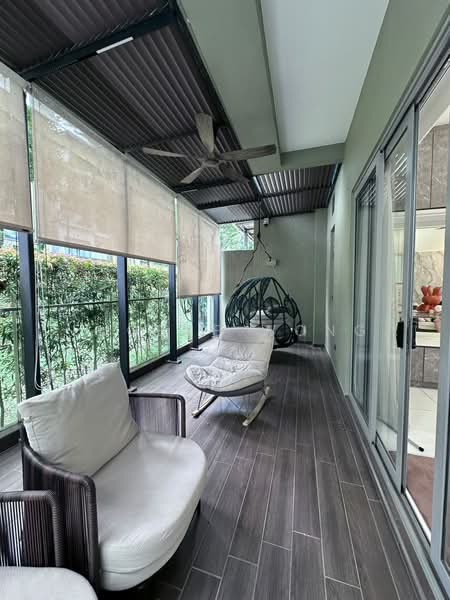 Rumah Teres 3 Tingkat untuk Dijual di Bandar Putra Permai (Seri Kembangan) - Eugene Wong - Balcony - PropertyGuru.com.my
