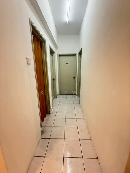Condominium for Rent at Vista Millennium Condominium - Julisyazwani @ Wani - Corridor - PropertyGuru.com.my