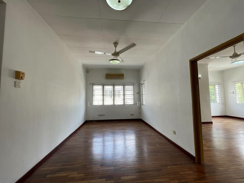 Rumah Berkembar untuk Dijual di Usj 3a (Subang Jaya) - Ali Idris - Living Room - PropertyGuru.com.my
