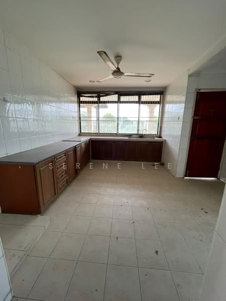 1.5-storey Terraced House for Sale in Taman Pelangi (Johor Bahru) - Serene Lee - Kitchen - PropertyGuru.com.my