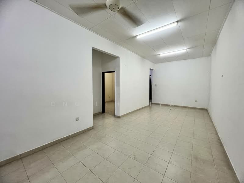 1-storey Terraced House for Sale in Bandar Putra (Kulai) - Ong Lih Shyan - Interior - PropertyGuru.com.my