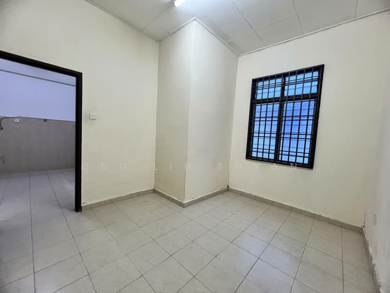 1-storey Terraced House for Sale in Bandar Putra (Kulai) - Ong Lih Shyan - Interior - PropertyGuru.com.my