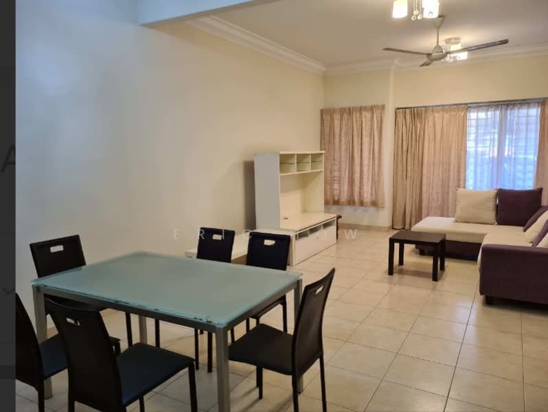 2-storey Terraced House for Sale in Bandar Puteri Puchong (Puchong) - Eric How - Living Room - PropertyGuru.com.my