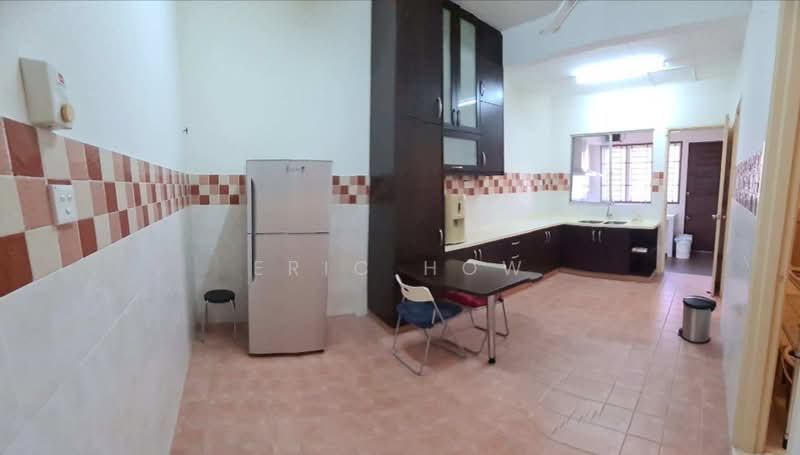 2-storey Terraced House for Sale in Bandar Puteri Puchong (Puchong) - Eric How - Kitchen - PropertyGuru.com.my