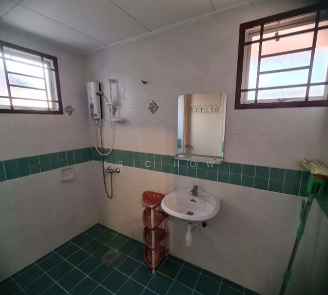 2-storey Terraced House for Sale in Bandar Puteri Puchong (Puchong) - Eric How - Bathroom - PropertyGuru.com.my