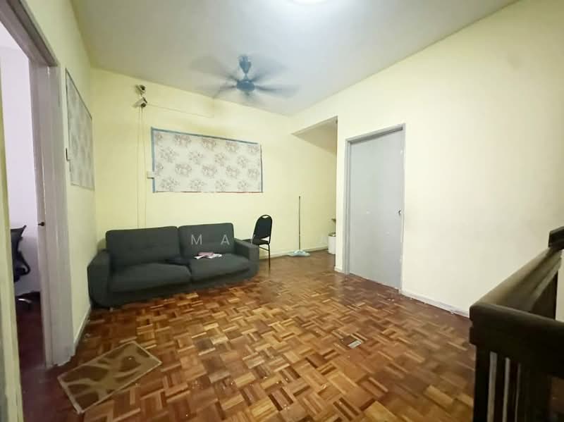 Rumah Teres 3-Tingkat untuk Disewa di Medan Idaman (Setapak) - May Tan - Living Room - PropertyGuru.com.my