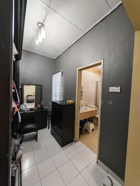 2-storey Terraced House for Sale in Bukit Jelutong (Shah Alam) - Evelyn Khoo - Bathroom - PropertyGuru.com.my