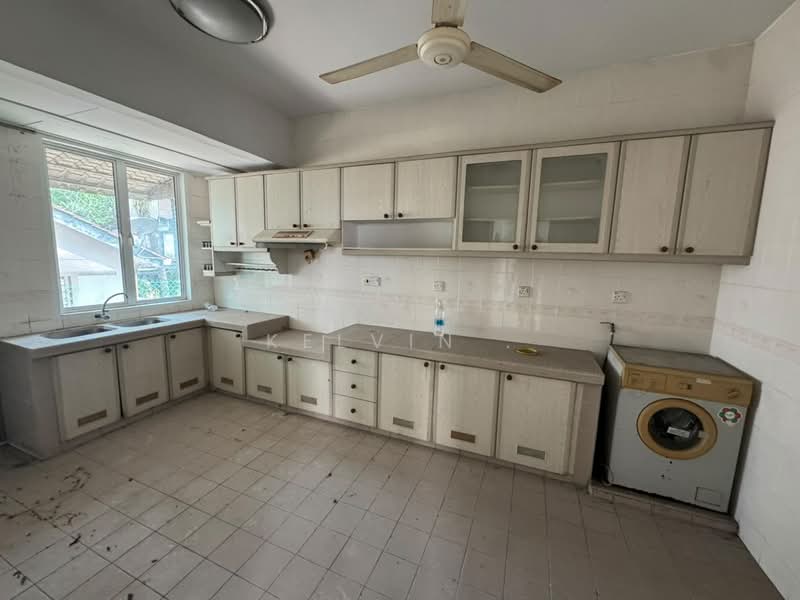 Bungalow for Sale in Bandar Country Homes (Rawang) - Kelvin . - Kitchen - PropertyGuru.com.my
