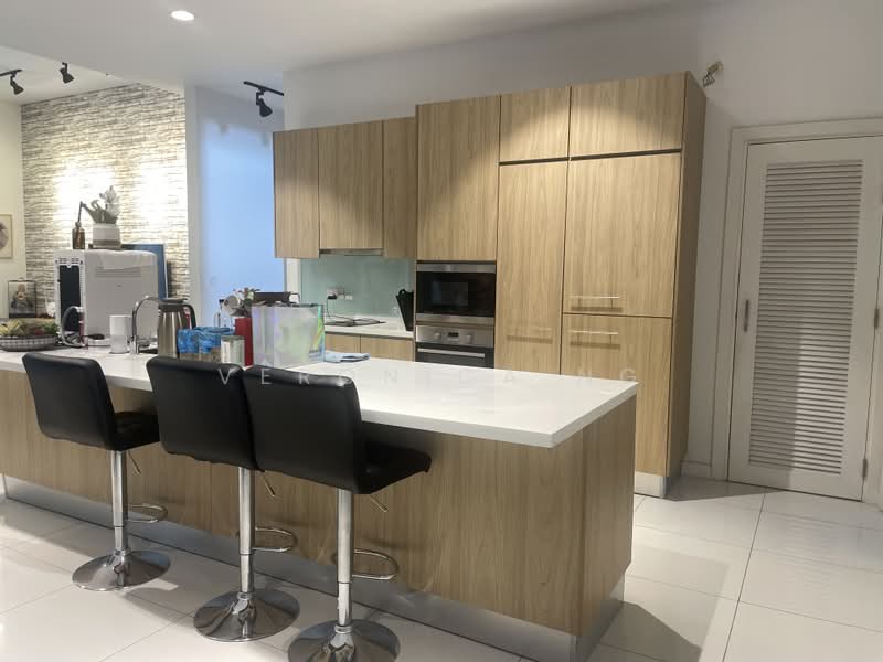 Rumah Teres 2.5 Tingkat untuk Dijual di Serdang (Seri Kembangan) - Veronica Ng - Kitchen - PropertyGuru.com.my