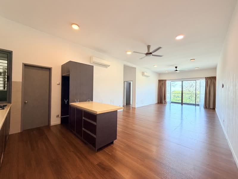 Servis Apartment untuk Dijual di The Loft @ KK Times Square - Yvonne Sak - Living Room - PropertyGuru.com.my