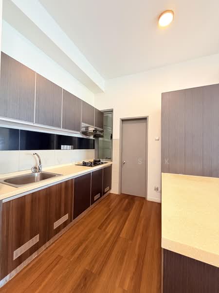 Servis Apartment untuk Dijual di The Loft @ KK Times Square - Yvonne Sak - Kitchen - PropertyGuru.com.my