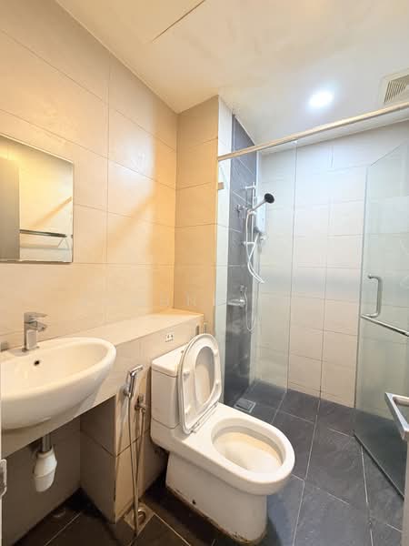 Servis Apartment untuk Dijual di The Loft @ KK Times Square - Yvonne Sak - Bathroom - PropertyGuru.com.my